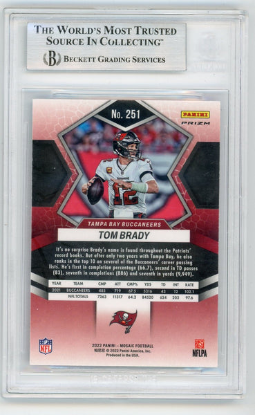 Tom Brady - 2022 Panini Mosaic Football Camo Pink #251 USA Flag BGS 9