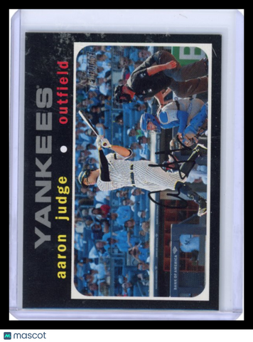 Aaron Judge - 2016 Topps Heritage Silver Team Name Variation