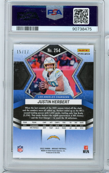 JUSTIN HERBERT - 2022 Football Mosaic Gold Wave 15/17 PSA 10